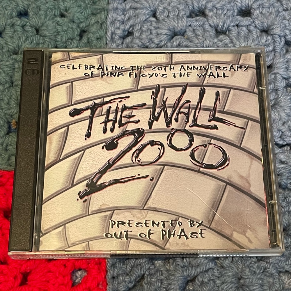 🧱 Pink Floyd Tribute: The Wall 2000 – Out of Phase 2-Disc Electronic Tribute